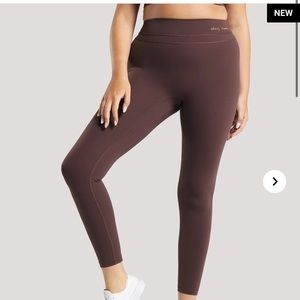 WHITNEY SIMMONS X GYMSHARK